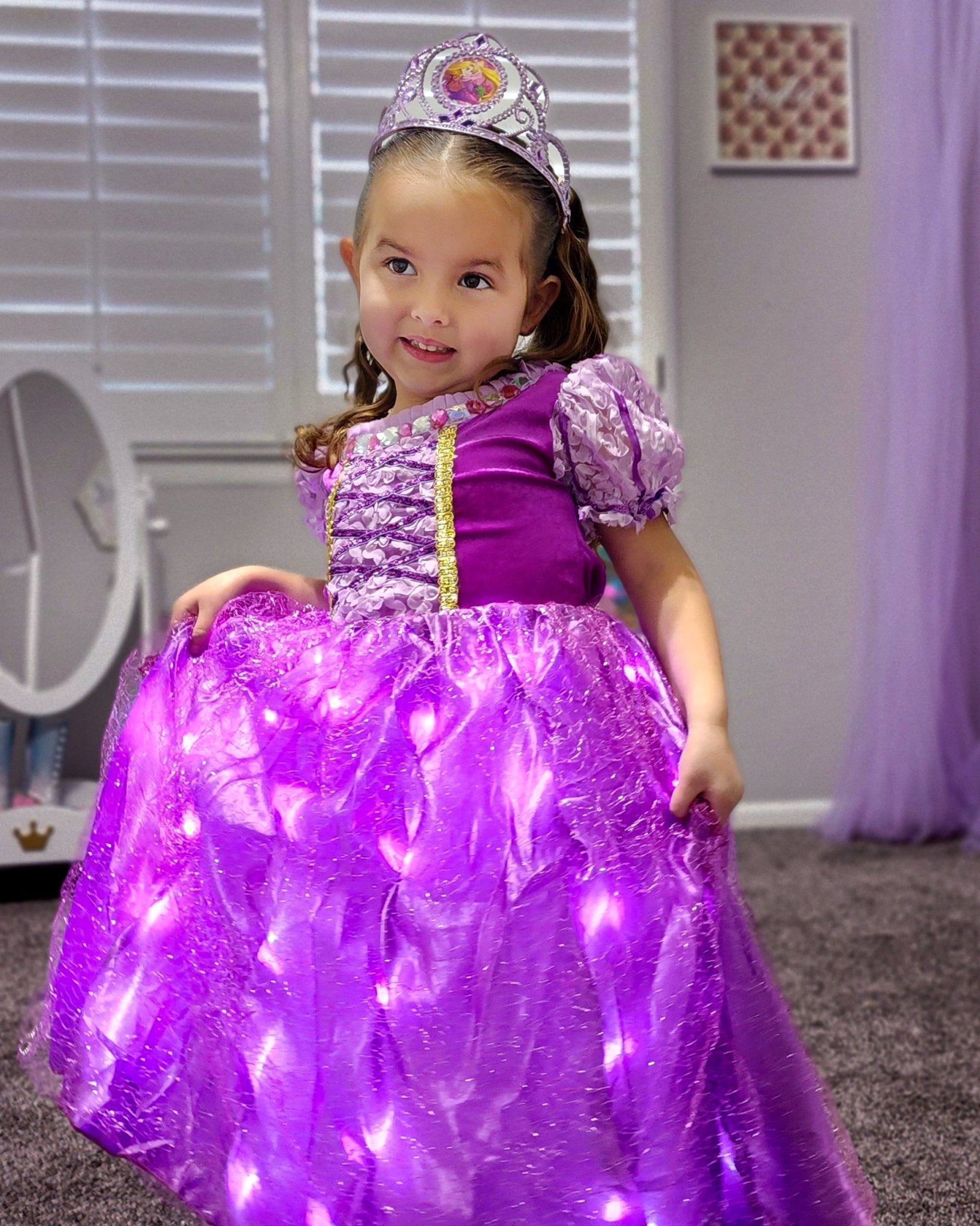 Light Up Sparkling Princess Dress Costume for Little Girls - Uporpor