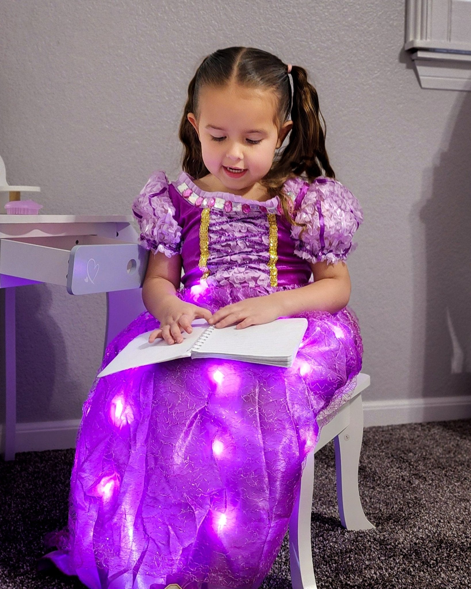 Light Up Sparkling Princess Dress Costume for Little Girls - Uporpor